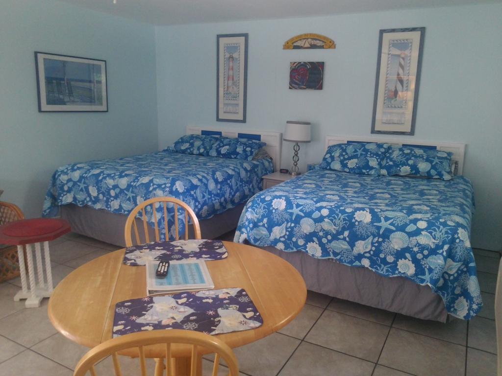 סאניבל Sunshine Island Inn - Adults Only חדר תמונה