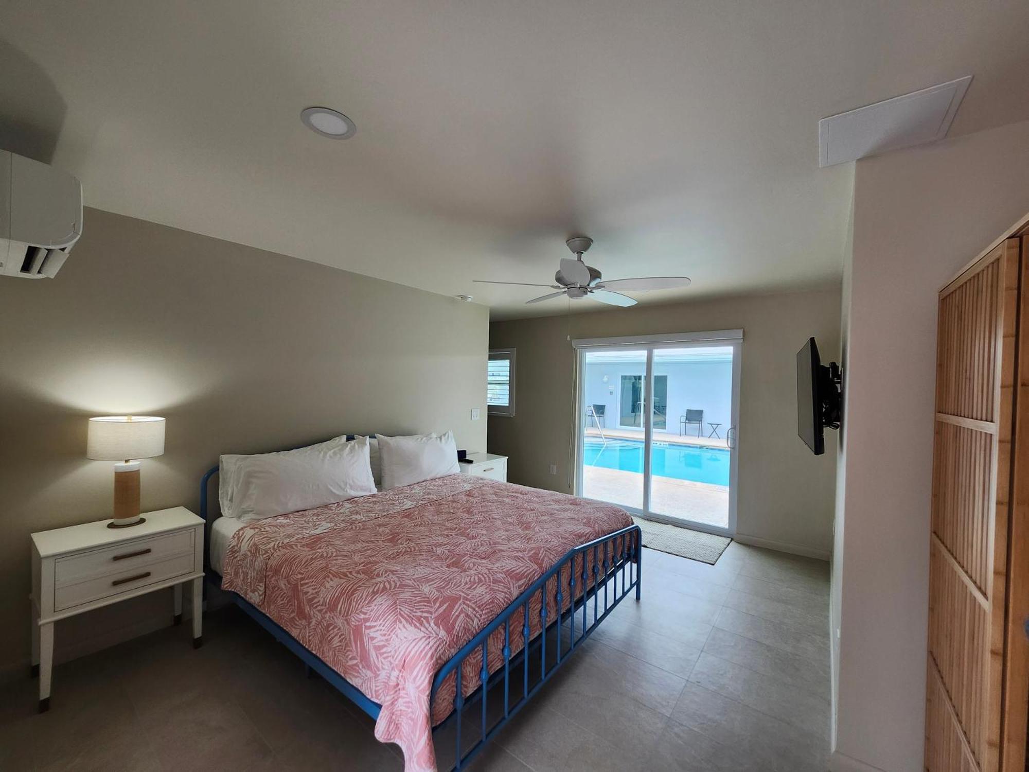 סאניבל Sunshine Island Inn - Adults Only מראה חיצוני תמונה